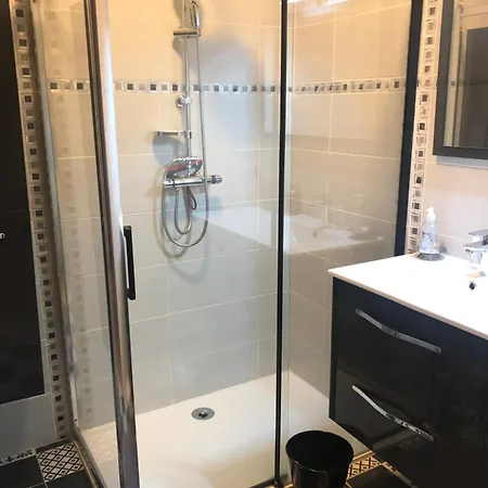 Bed & Breakfast La Maison Du Bonheur Saint-Herblain